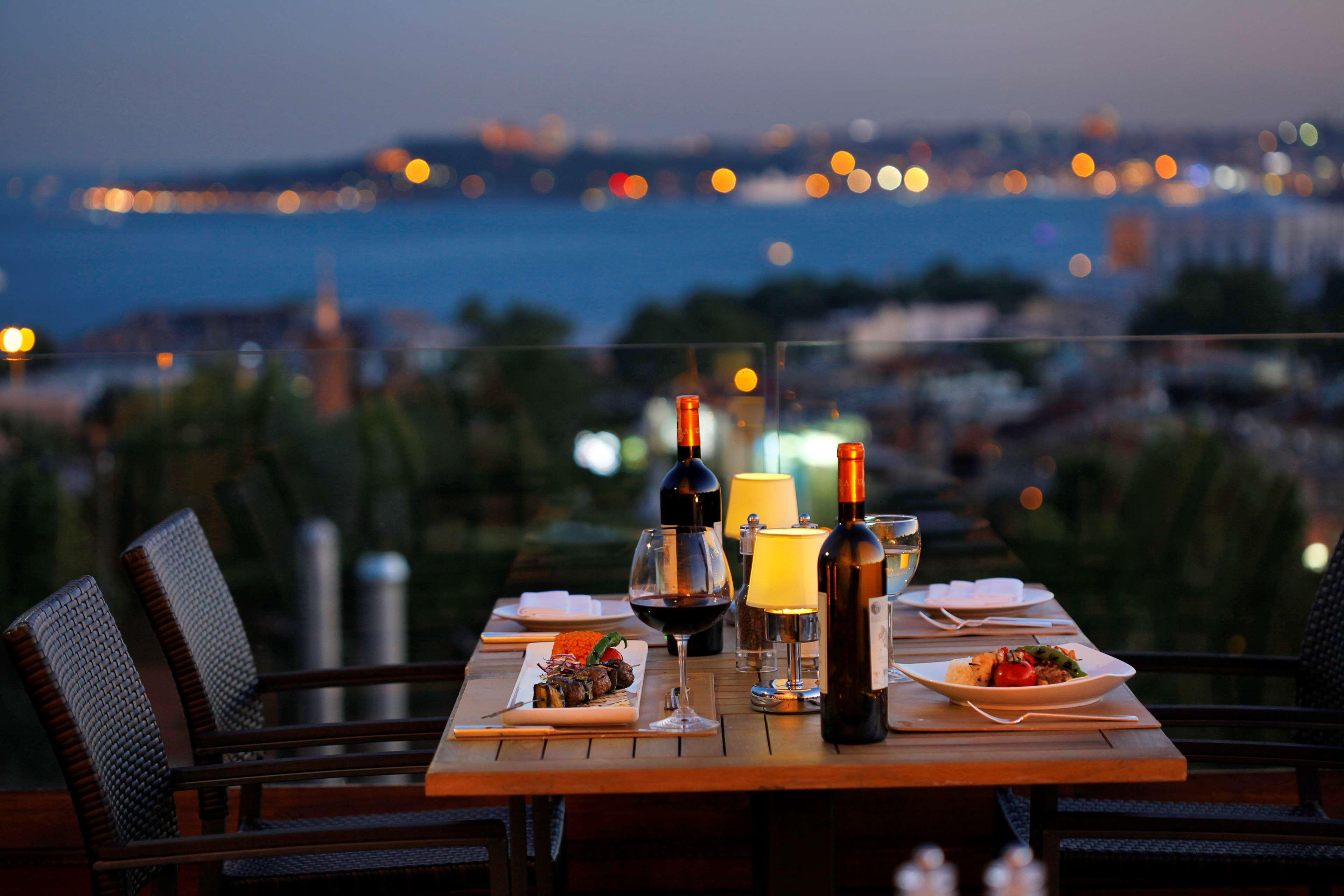 Conrad Istanbul Bosphorus Hotel Exterior photo